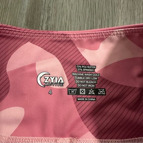Zyia Active Light n Tight Pink Camo High Rise Cropped Leggings Size 4 - Picture 8 of 11